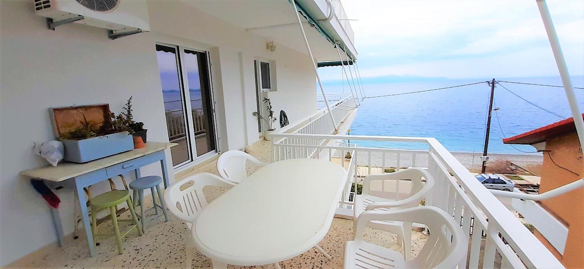 Mondo Cosseri Akrata Apartment Exterior foto
